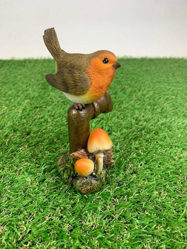 Robin on Garden Tap Garden Ornament