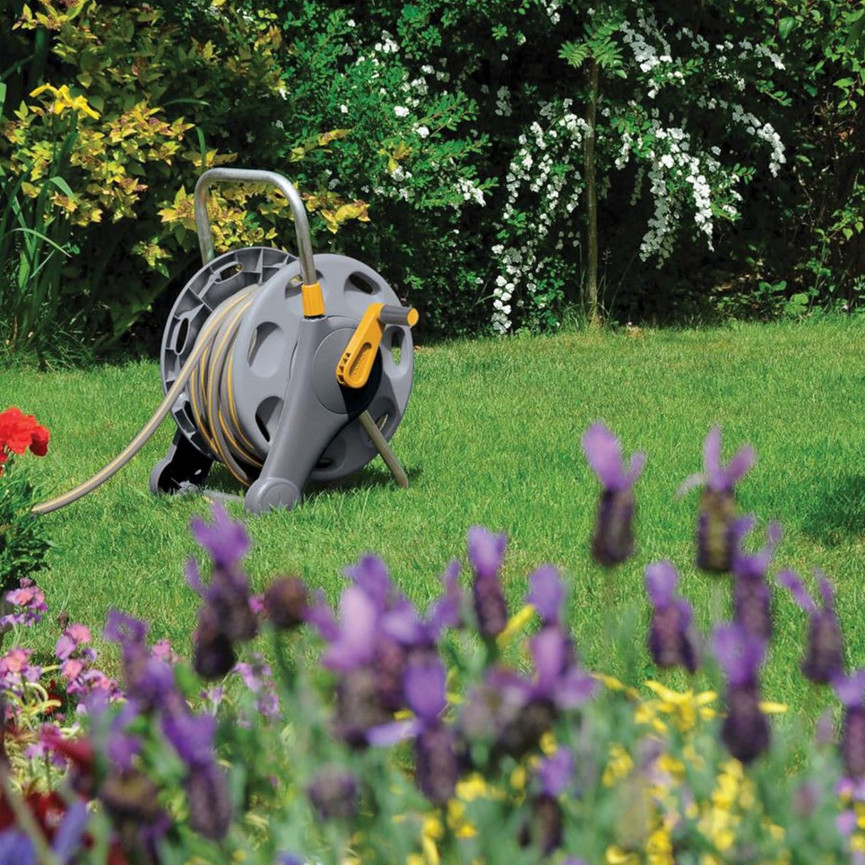 Hozelock 2 In 1 Hose Reel with 25m Maxi Plus Hose + Fittings