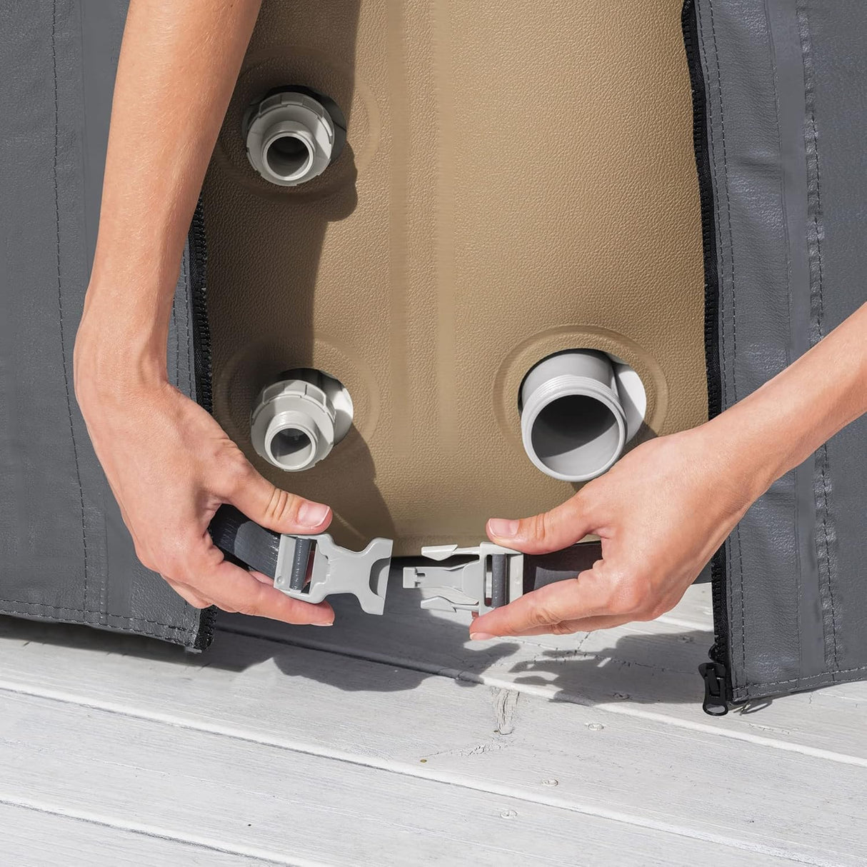 Round Thermal Spa Cover (77" x 28")