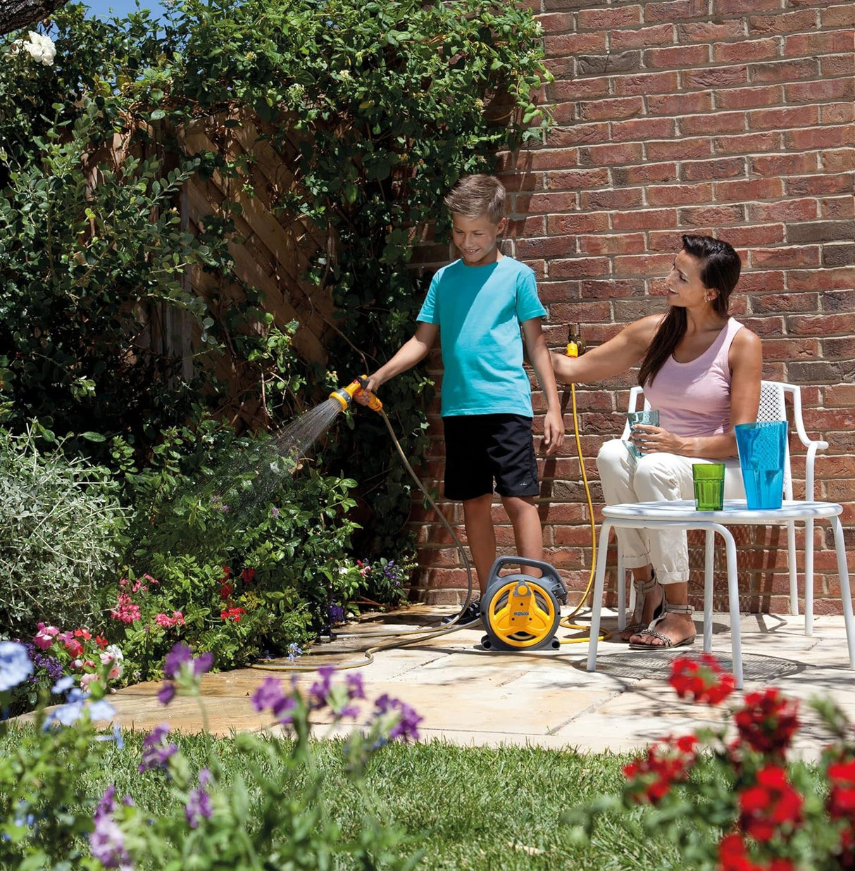 Hozelock Mini Reel with 10m Hose & Multi Spray Gun