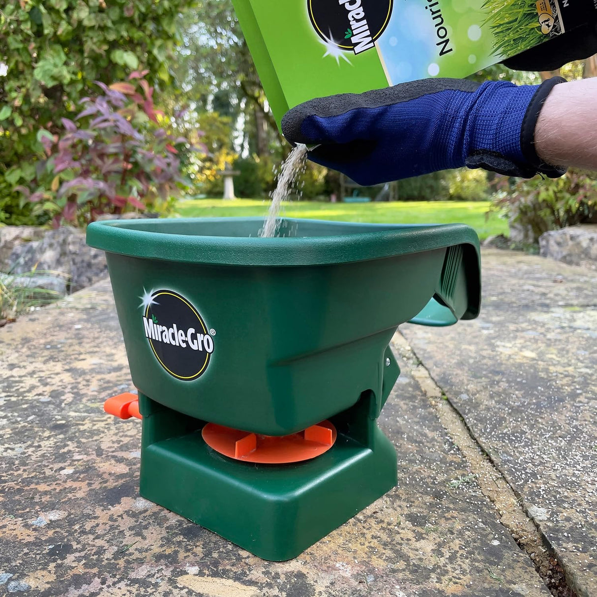 Nourish and Protect Seaweed Lawn Food, 360 m2