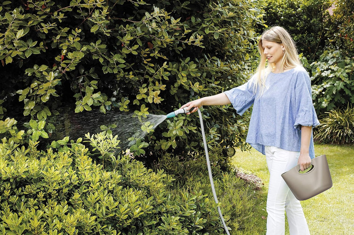 Hozelock Aquapop Grey Irrigation Kit With 15m Extendable Hose