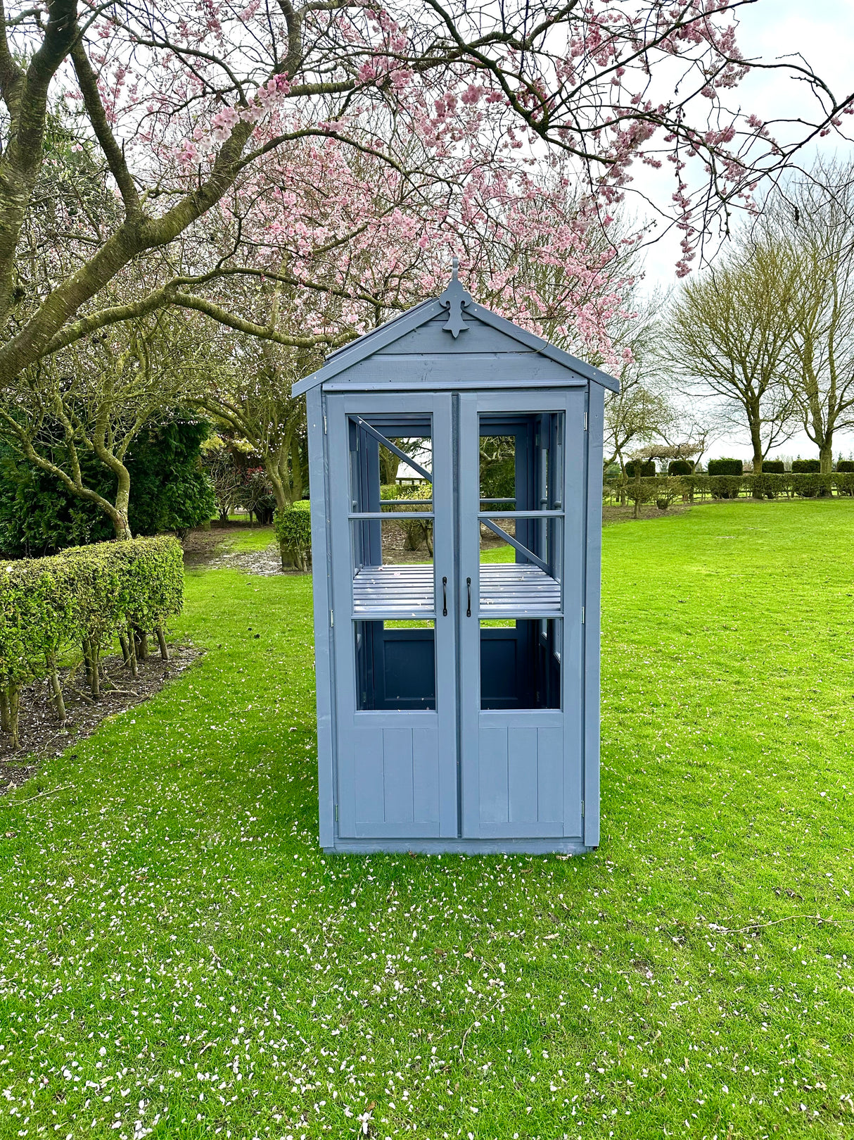 Shire Hemsby 4x6 Wooden Greenhouse