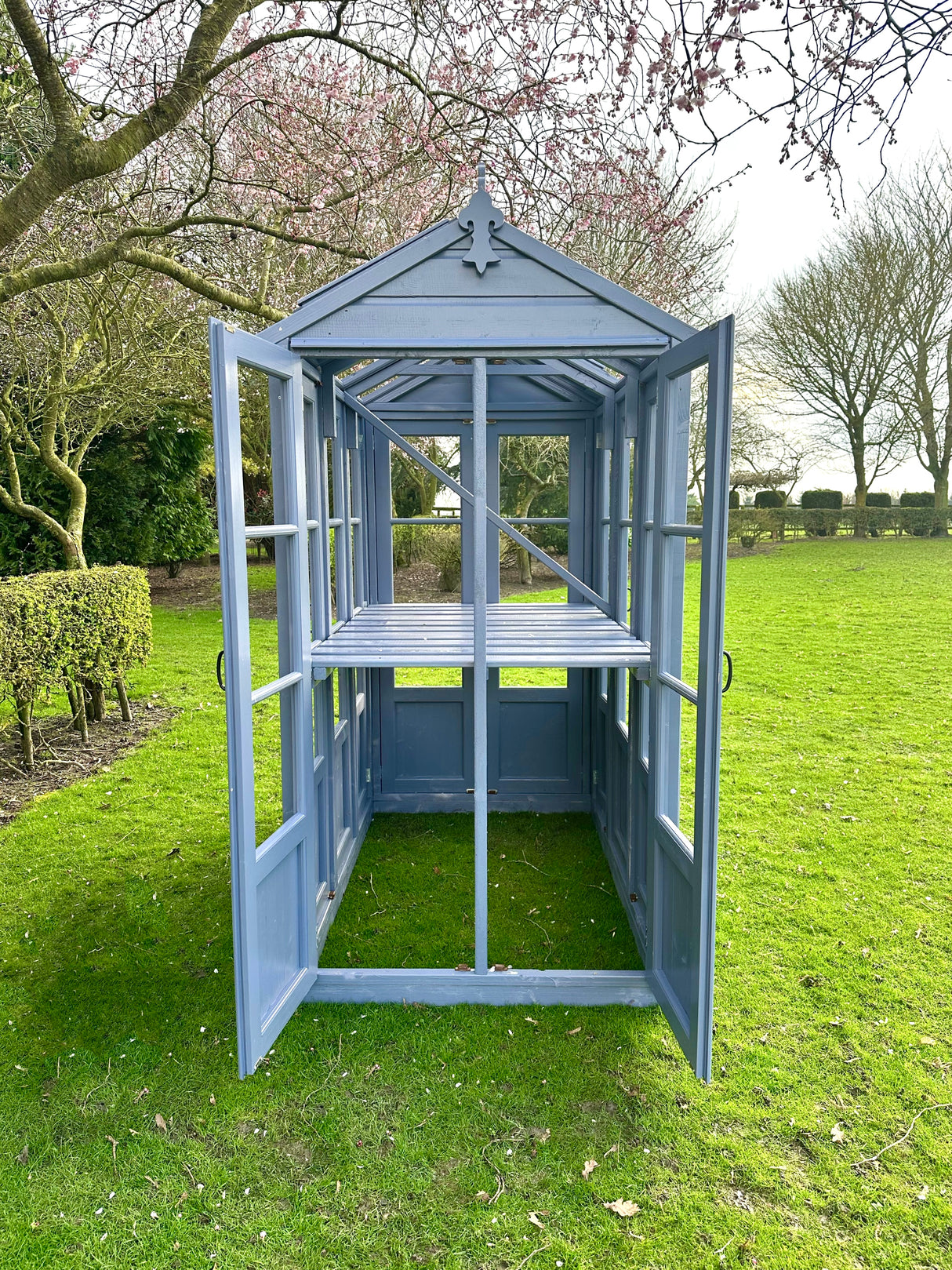 Shire Hemsby 4x6 Wooden Greenhouse