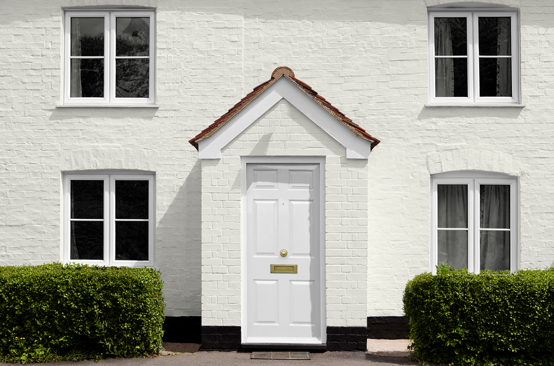 Sandtex Ultra Smooth Masonry Paint 5L - Cotton Belt