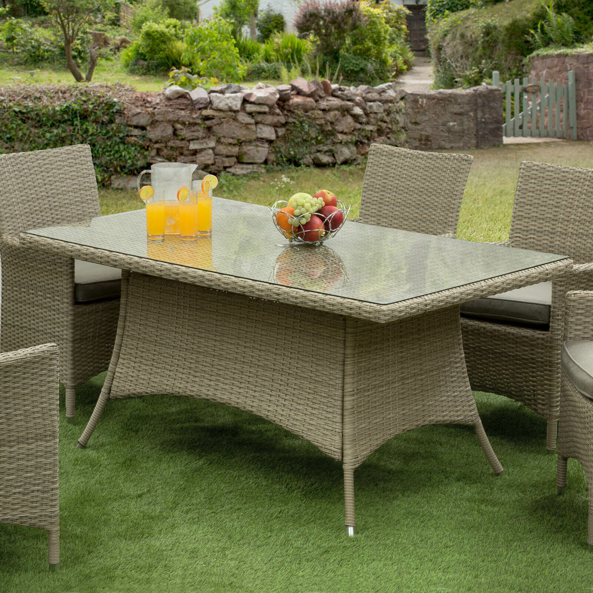 Sarasota 6 Seat Rectangular Dining Set in Natural