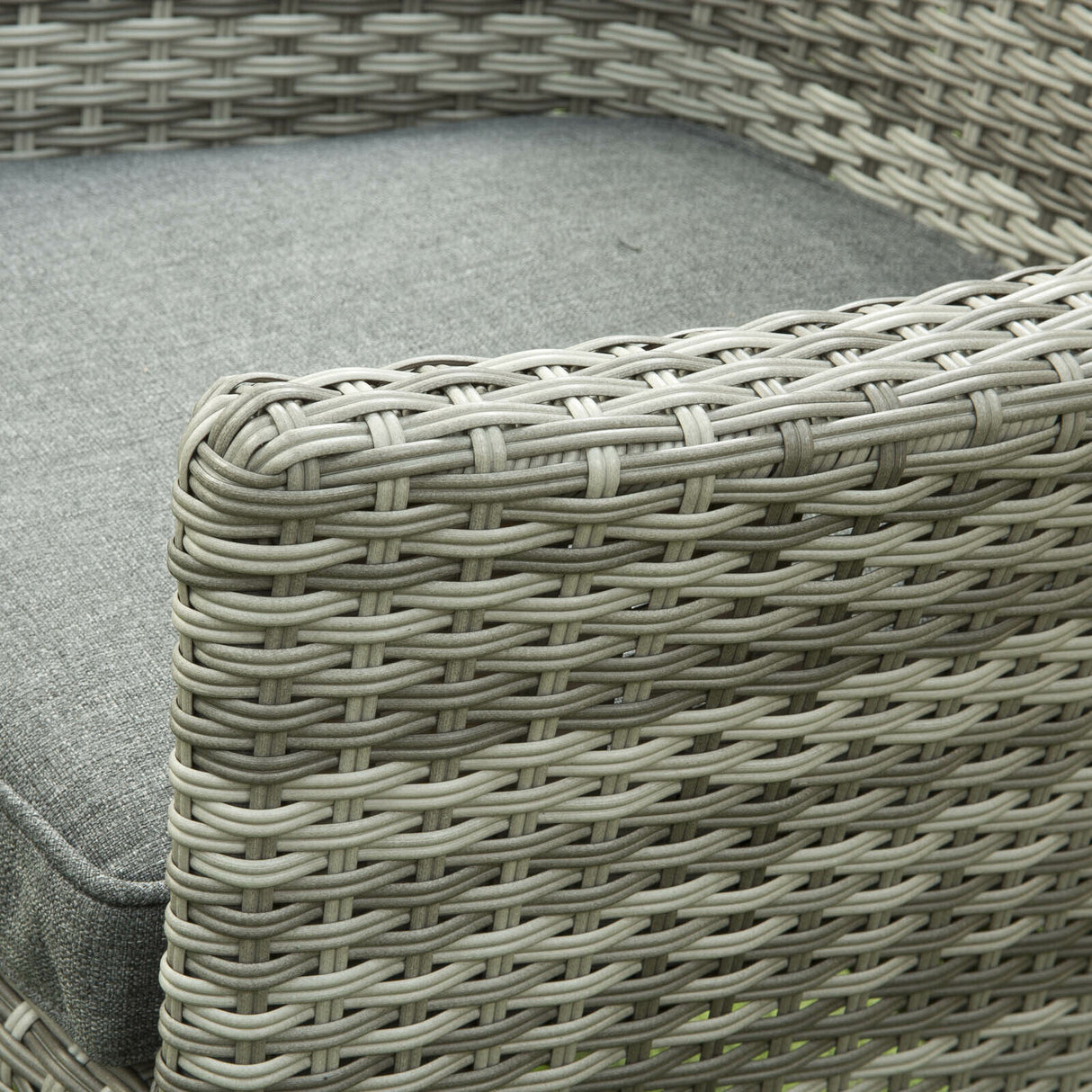 Sarasota 6 Seat Rectangular Dining Set in Grey