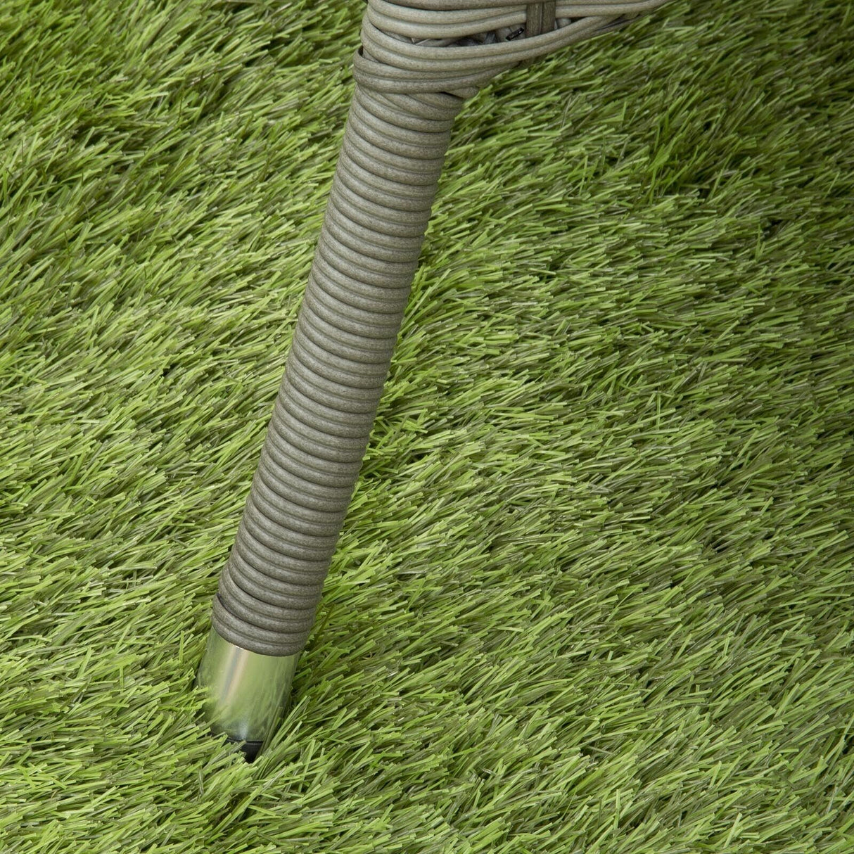 Sarasota 4 Seat Round Dining Set in Grey