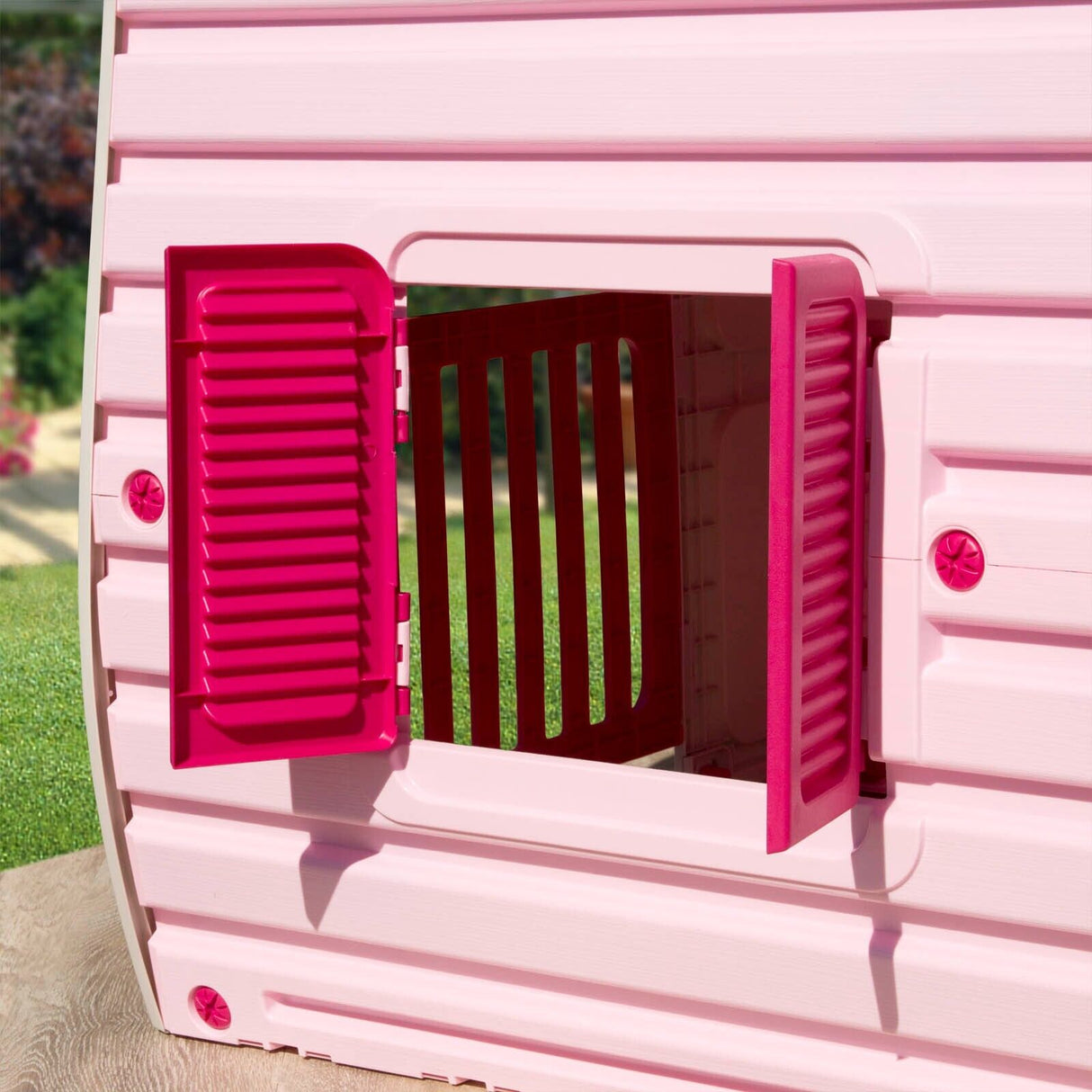 Pink Children's Playhouse Wendy House