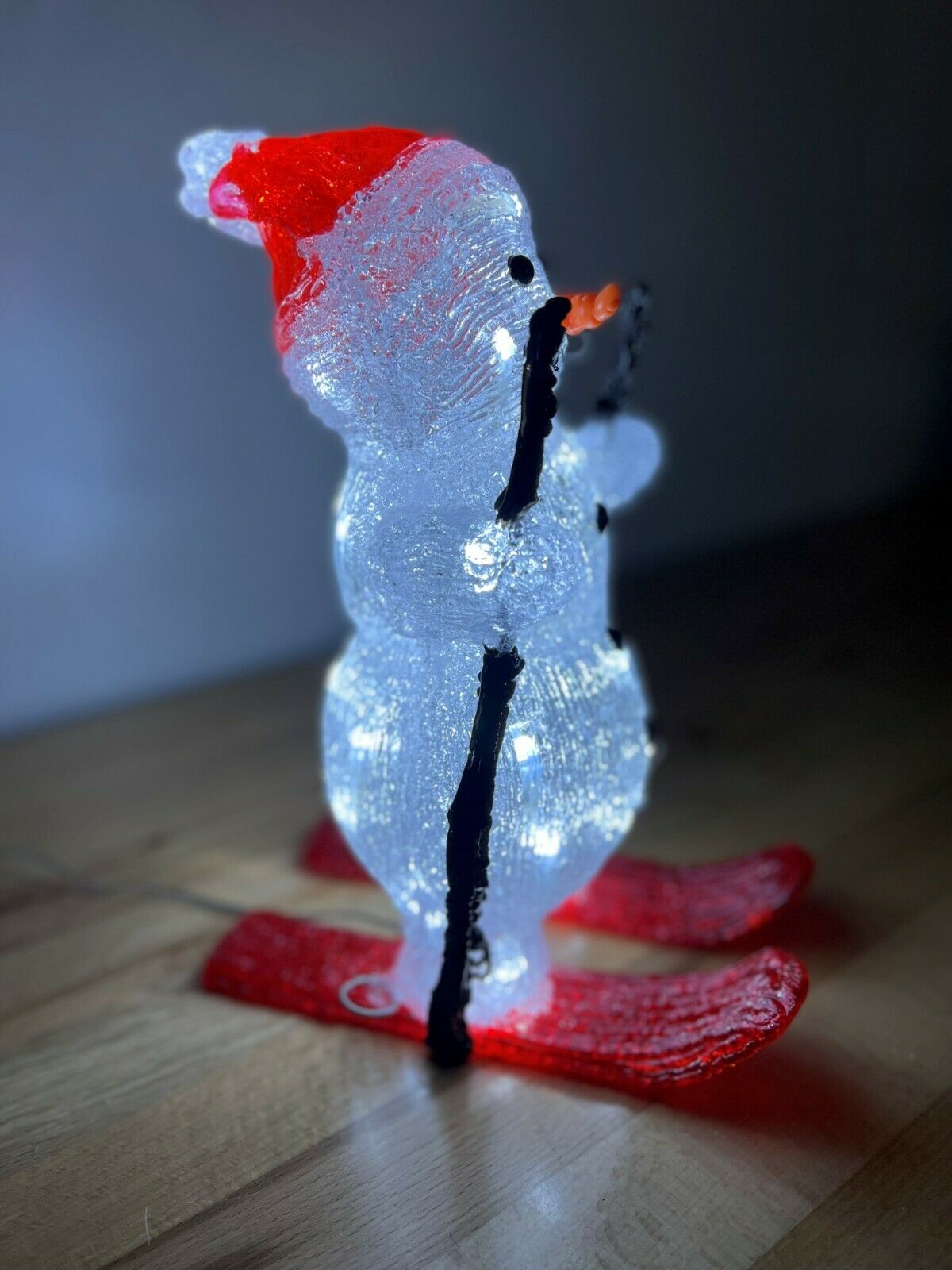 29cm Acrylic Skiing Snowman with 30 Ice White LED's