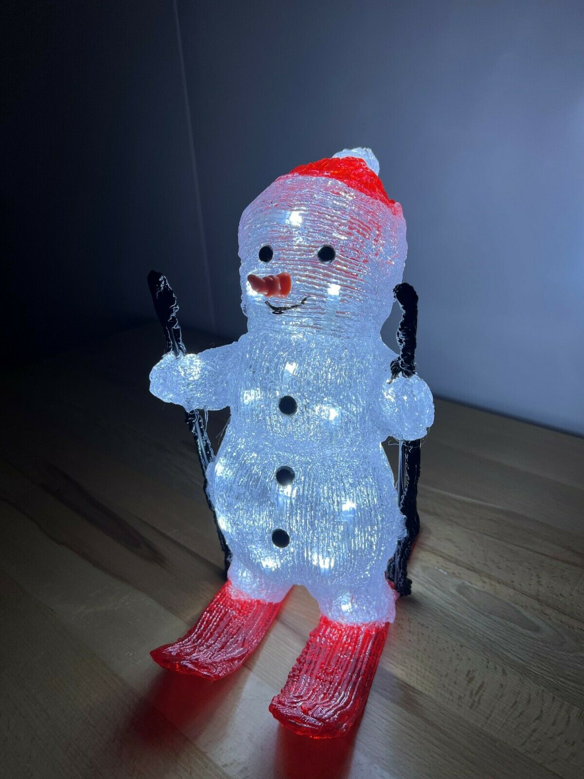 29cm Acrylic Skiing Snowman with 30 Ice White LED's