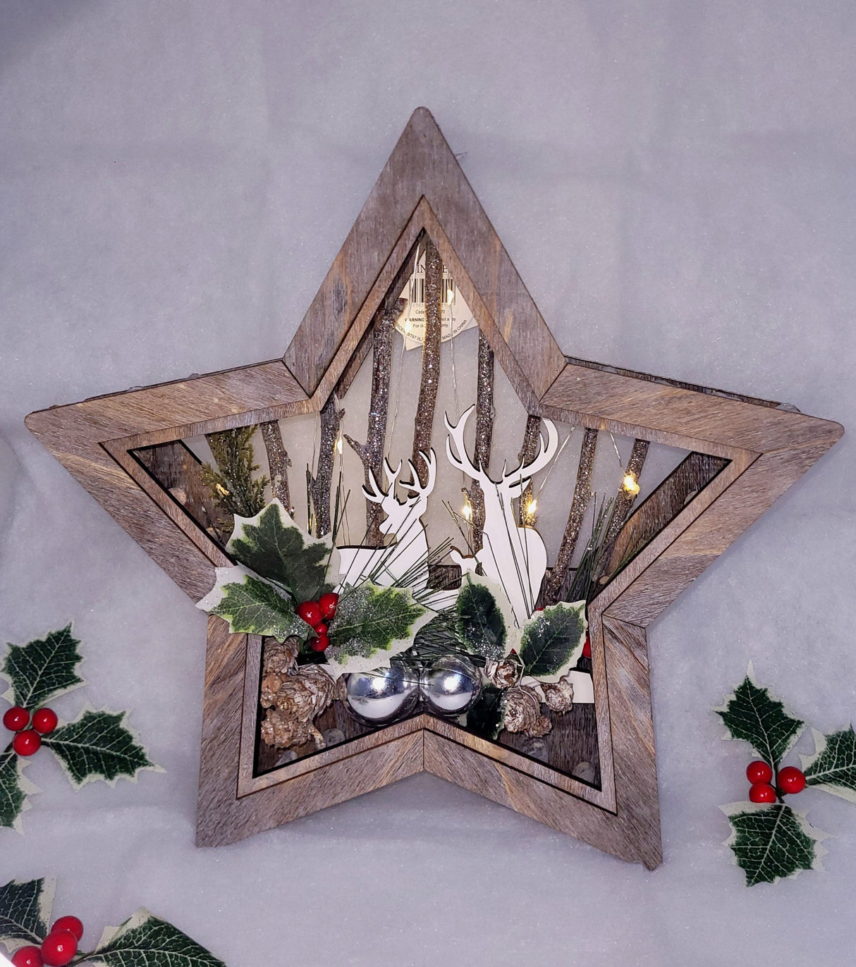 Wood Effect Star 32cm with Deer Scene and Warm White LEDs
