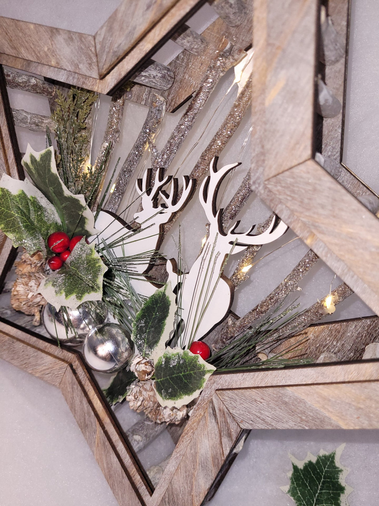 Wood Effect Star 32cm with Deer Scene and Warm White LEDs