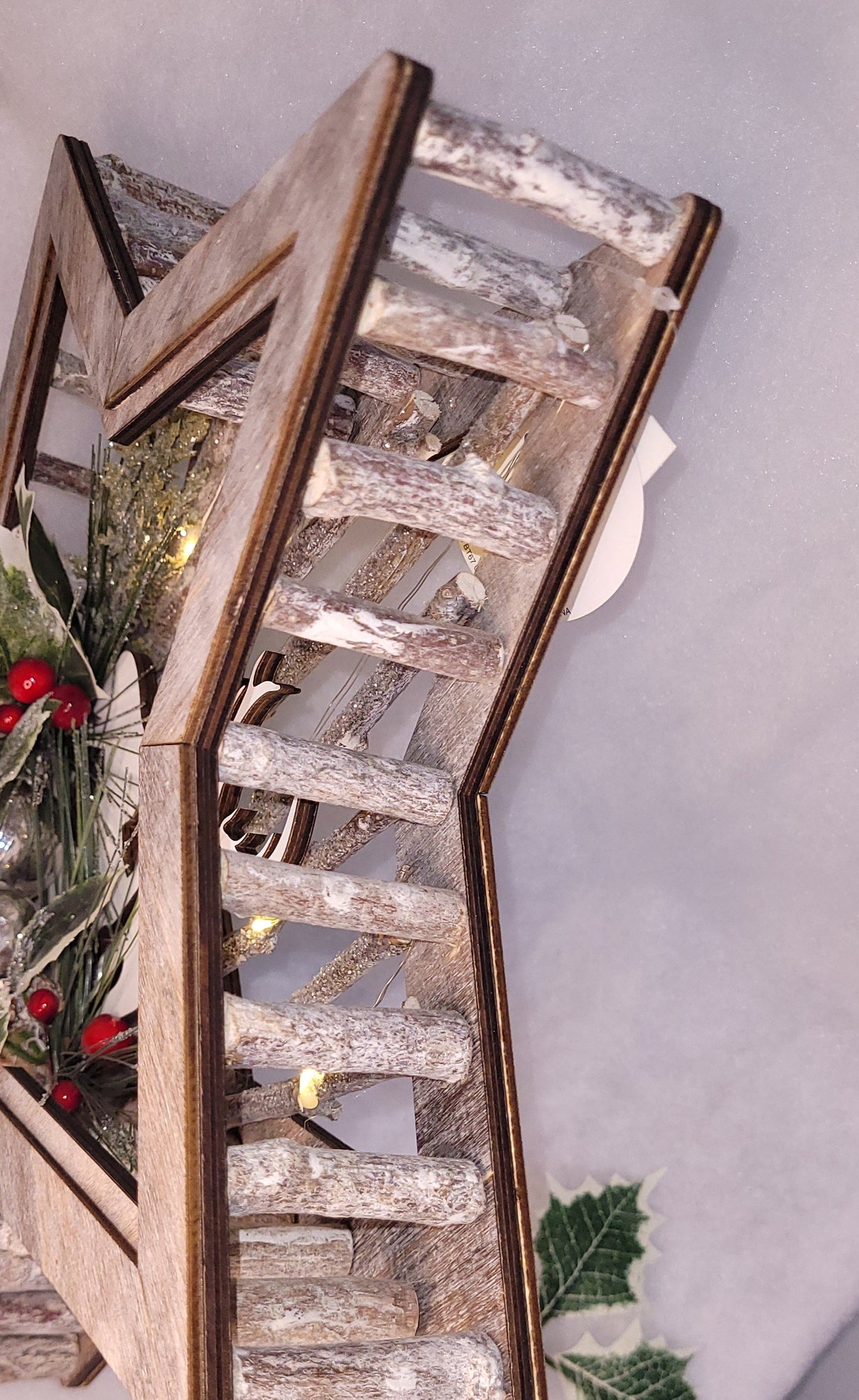 Wood Effect Star 32cm with Deer Scene and Warm White LEDs