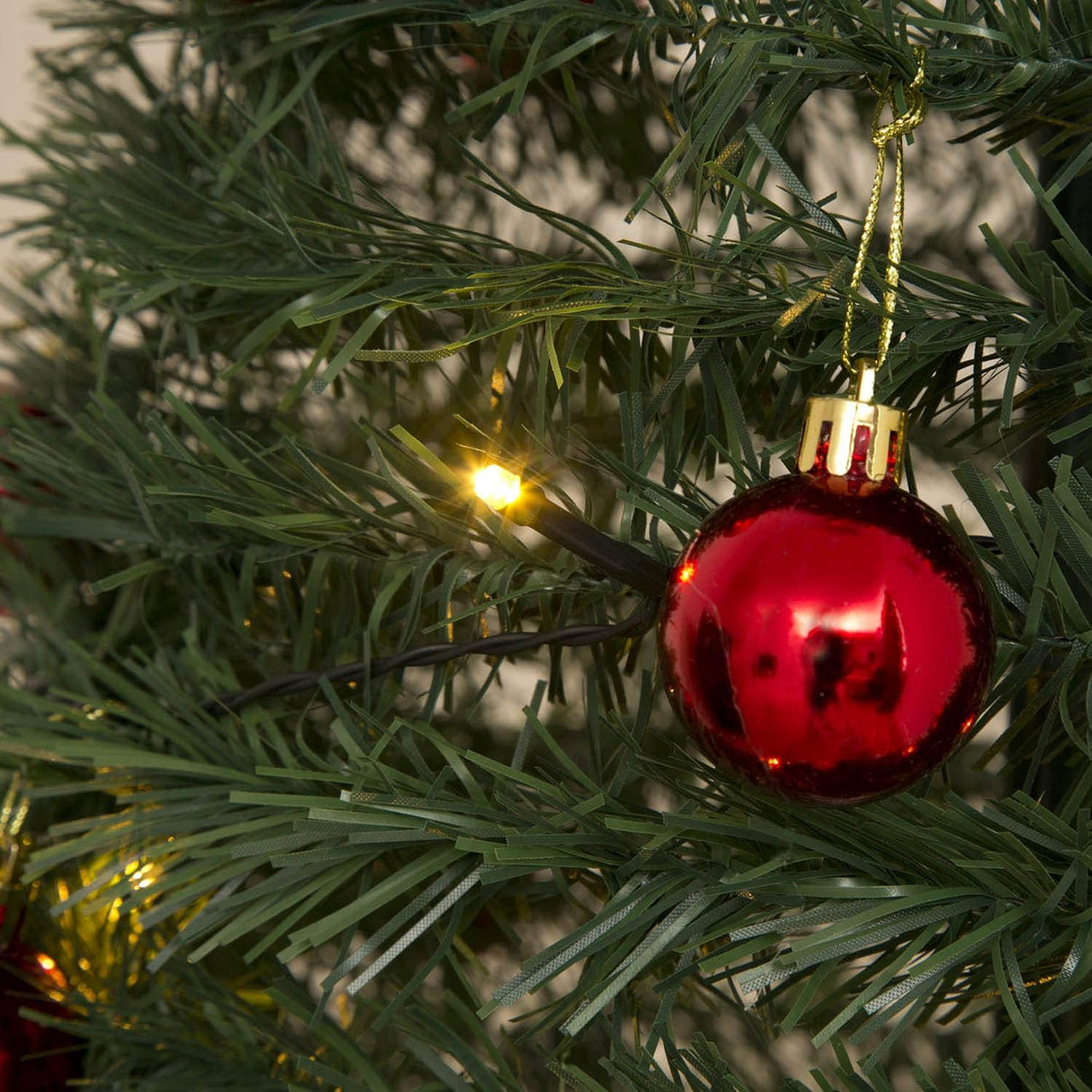 Pre-Lit Pop up Christmas Tree with Red Baubles - Mains Operated - 6ft/180cm