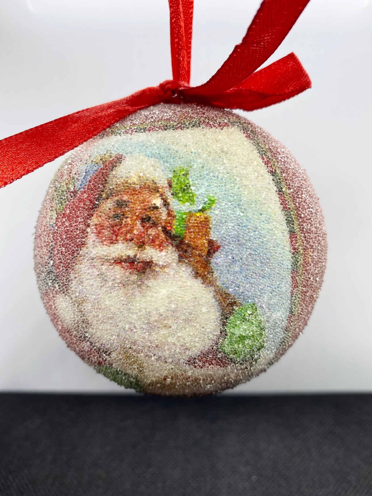 Set of 3 Traditional Santa Christmas Tree Decoration Baubles 75mm