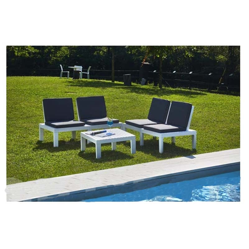 5 Piece Molok Garden Set - White with Grey Cushions