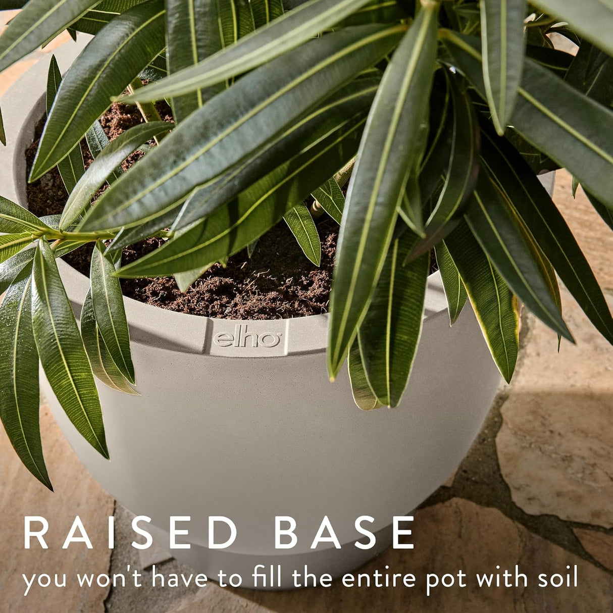 Amber Grail 40cm Indoor / Outdoor Plat Pot - Linen White