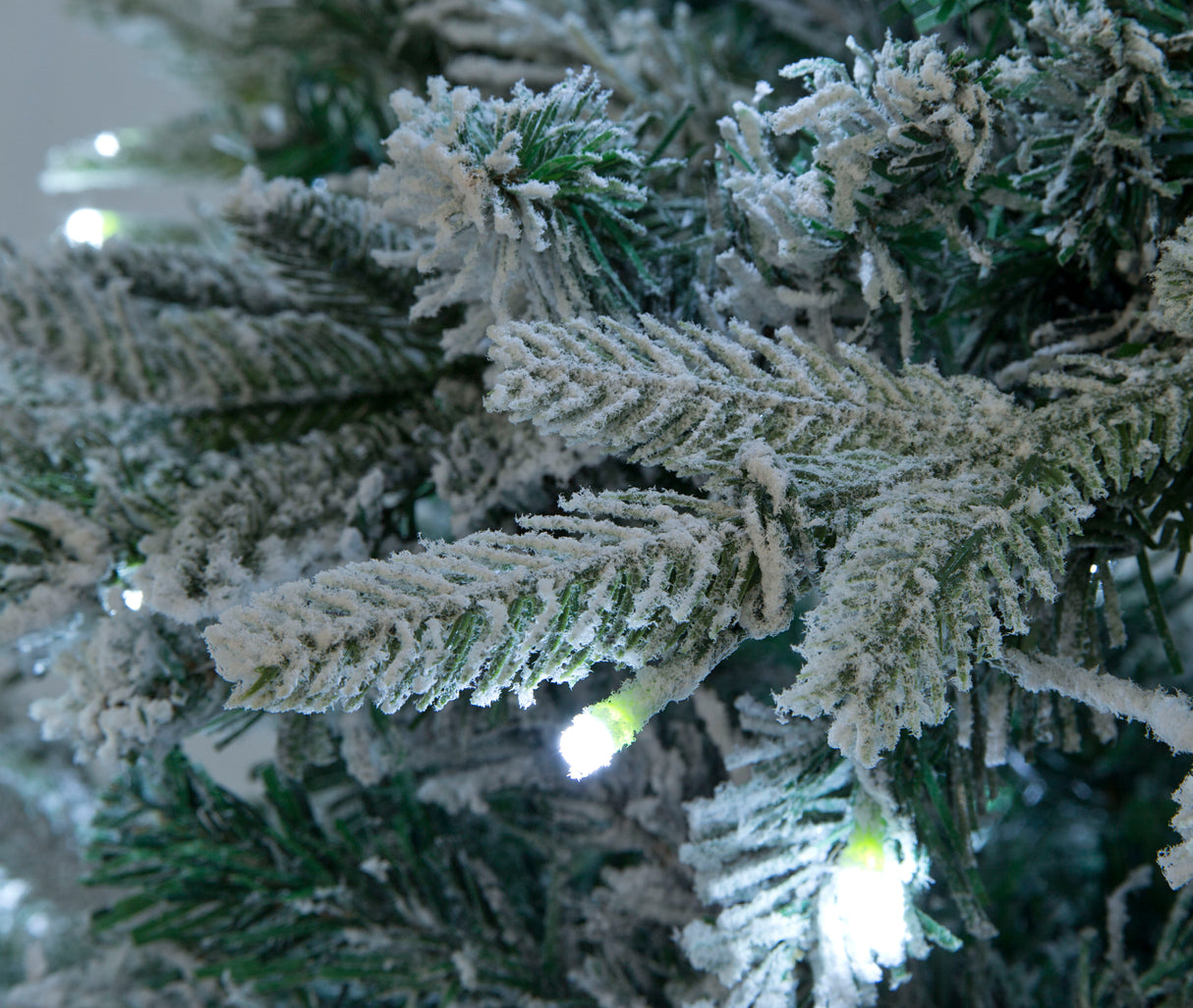 Lapland Fir Pre- Lit Christmas Tree 6ft/180cm - Ice White LEDs