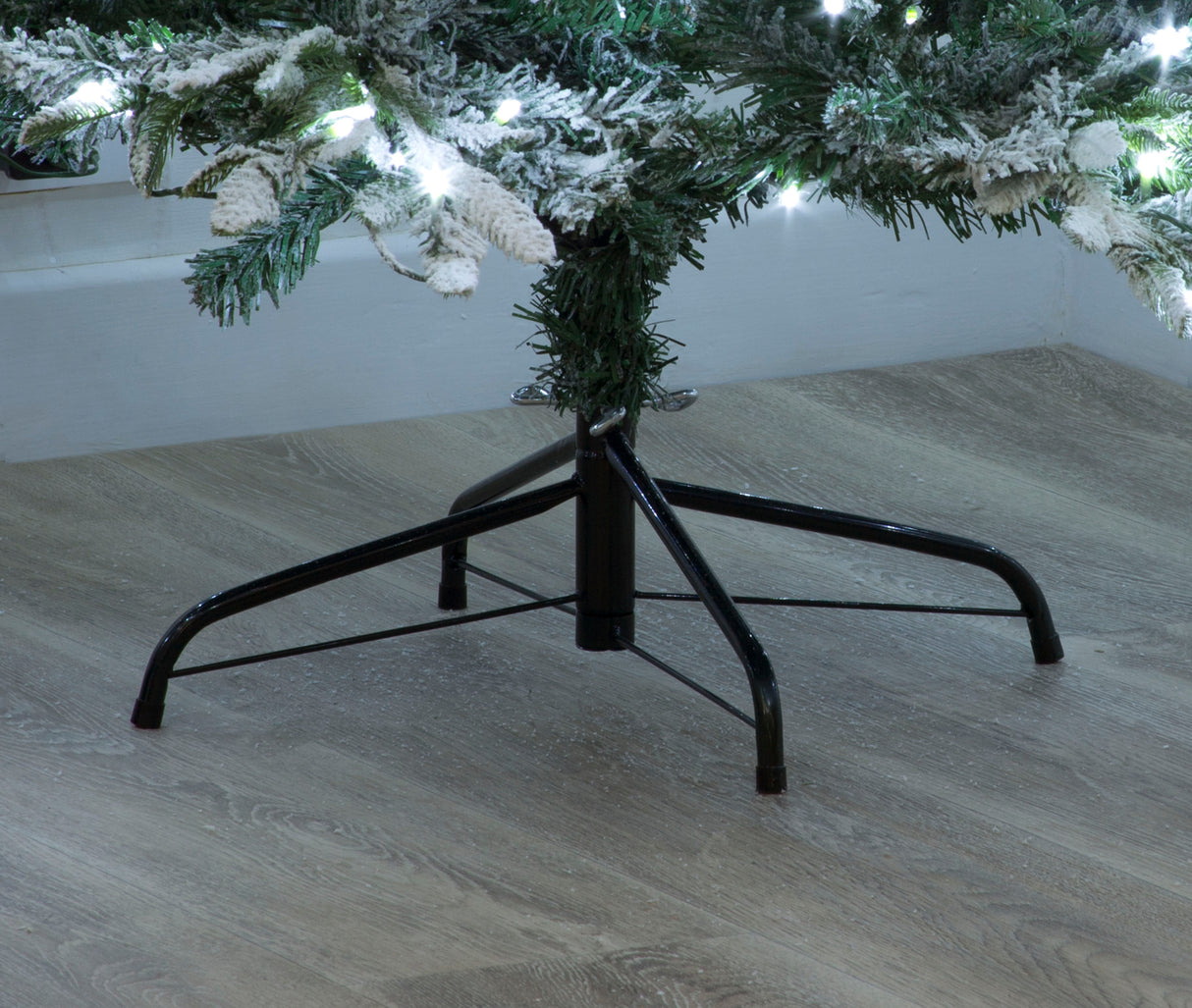 Lapland Fir Pre- Lit Christmas Tree 6ft/180cm - Ice White LEDs