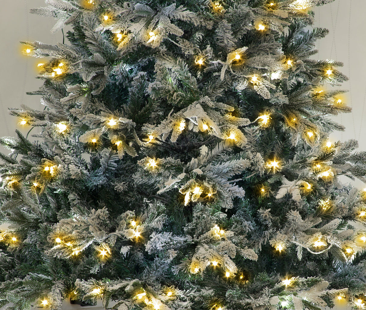 Lapland Fir Pre- Lit Christmas Tree 4ft/120cm - Warm White LEDs