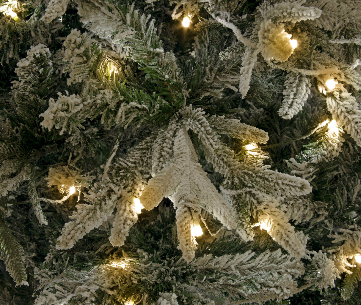 Lapland Fir Pre- Lit Christmas Tree 4ft/120cm - Warm White LEDs