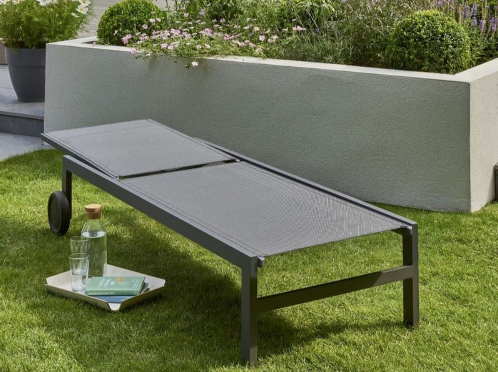 Norfolk Leisure Titchwell Luxury Garden Furniture Single Sunlounger